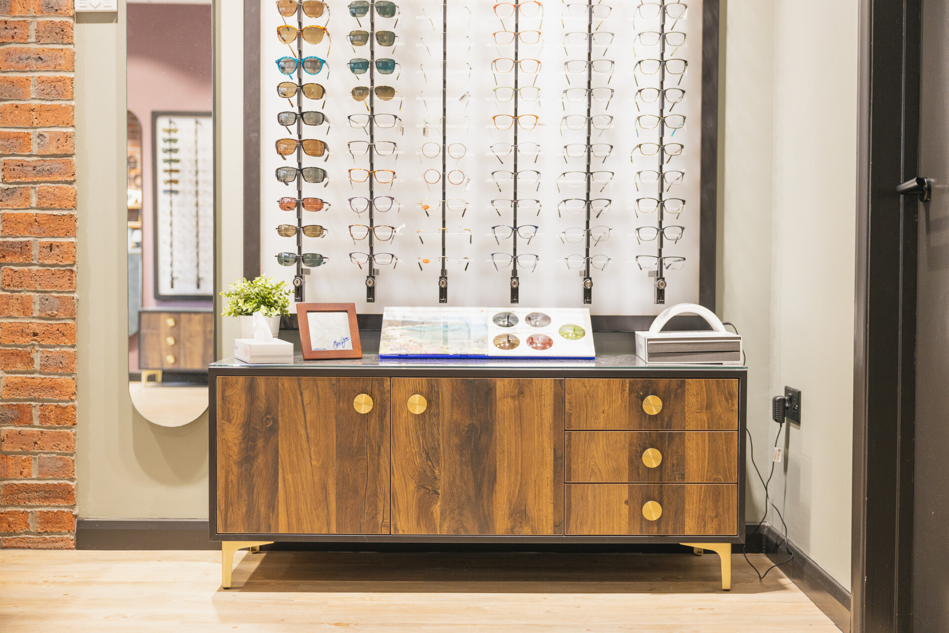 Freestanding Storage Unit Mewscraft